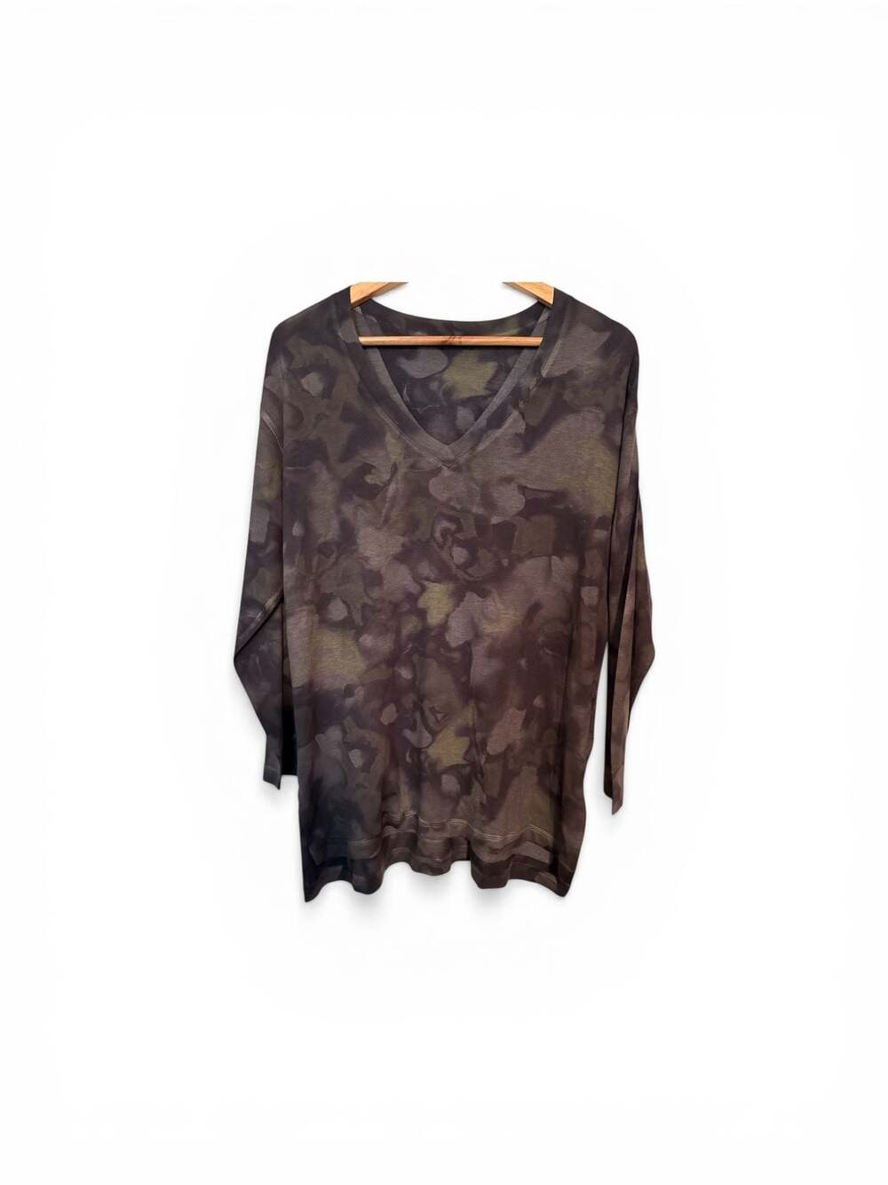 Nally & Millie USA Camo Print V-Neck Long Sleeve Tunic Top